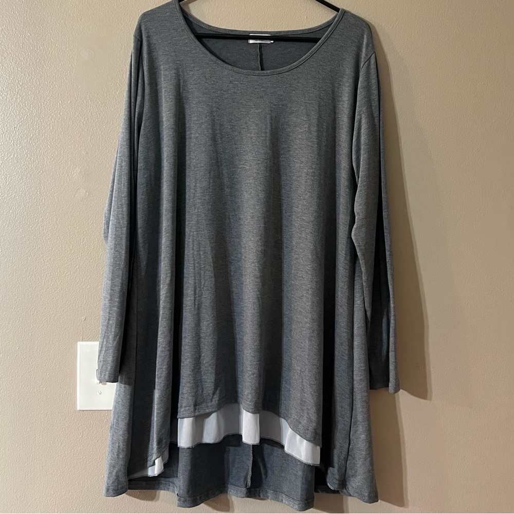 Women’s Long Sleeved Layered Gray Tunic - XL